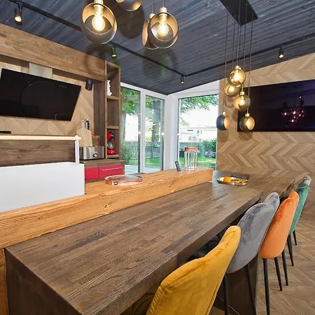 Semesterbostad Casa Monkey With Sauna And Terrace