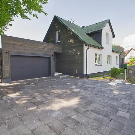 Puhkemaja Casa Monkey With Sauna And Terrace Parnu